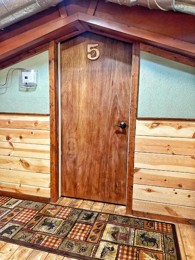 The Lodge At Devils Tower Esterno foto